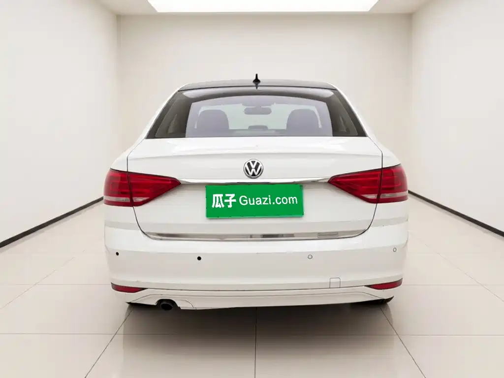 Volkswagen Lavida — миниатюра 5