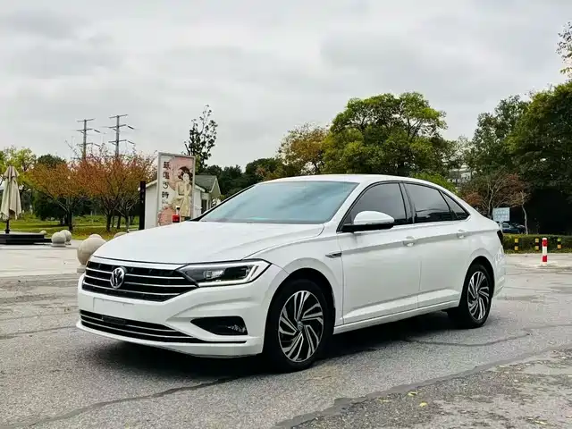 VOLKSWAGEN SAGITAR 2021