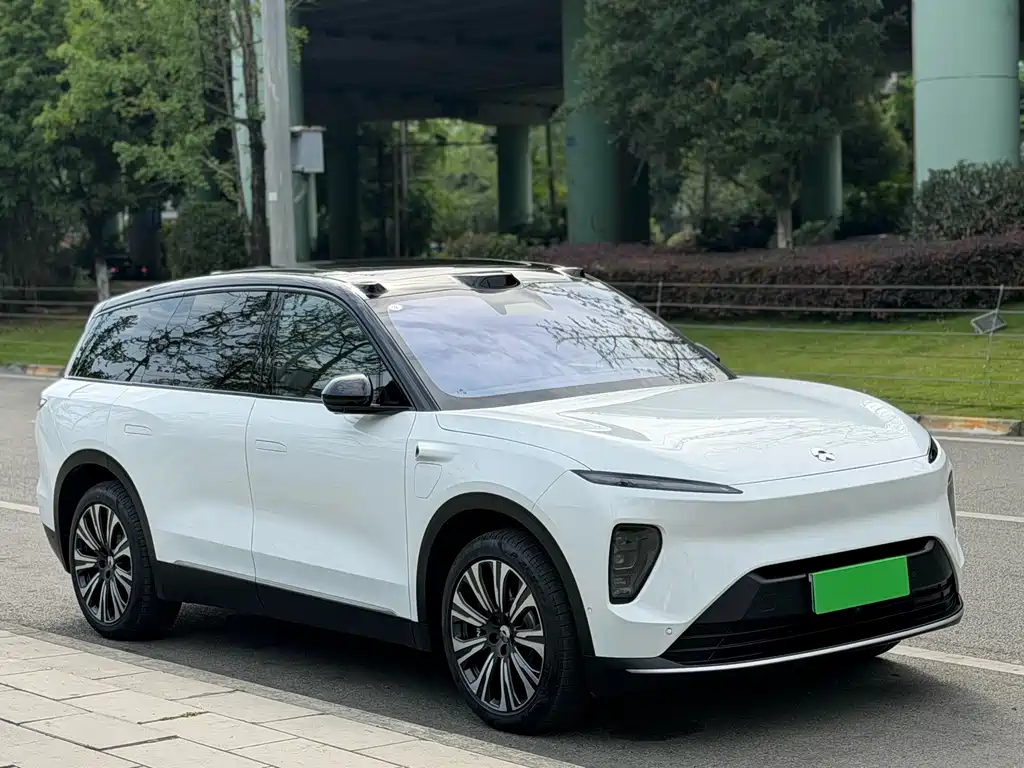 NIO ES8 2024 75kWh