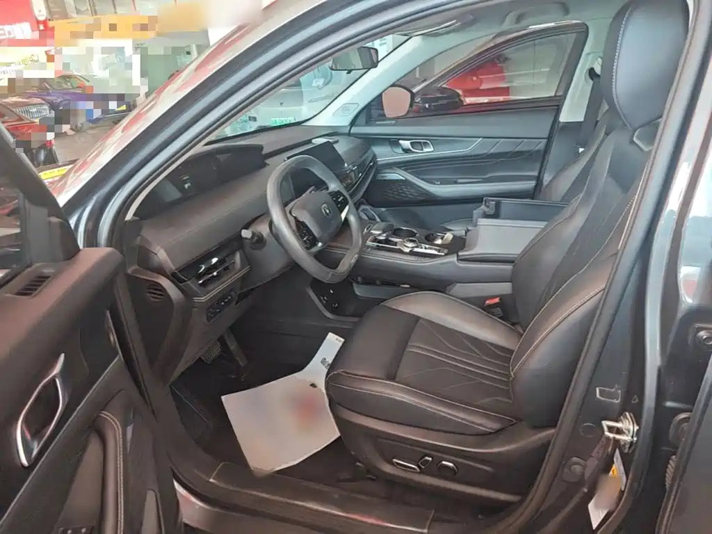 Changan UNI-K iDD — миниатюра 16