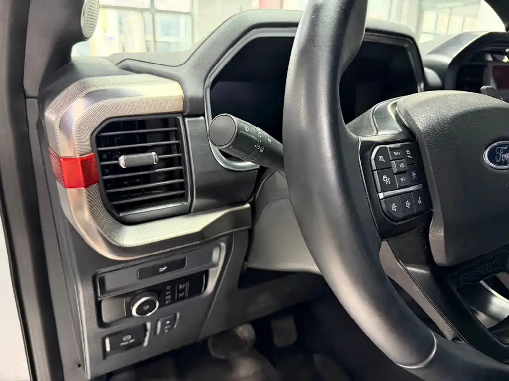 Ford F-150 Raptor — миниатюра 12