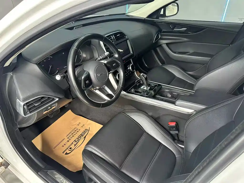 Jaguar XEL 2.0T 200PS S Progressive Elegant Edition, фото 11