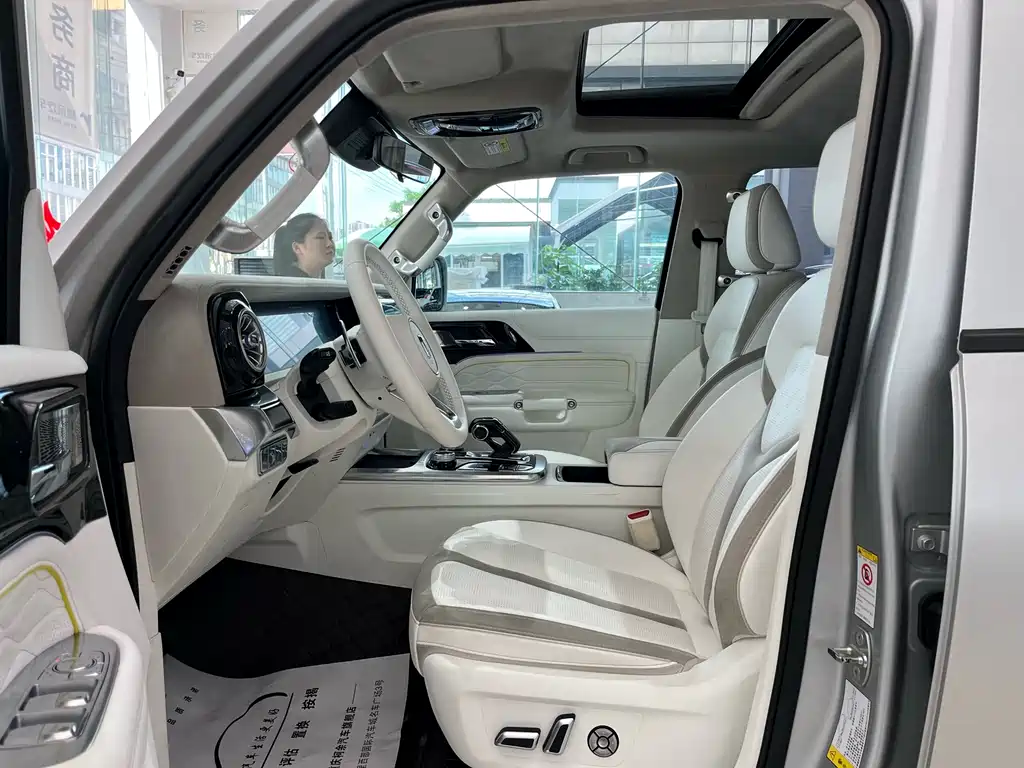 CROSSPEED CO CREATION TANK 300