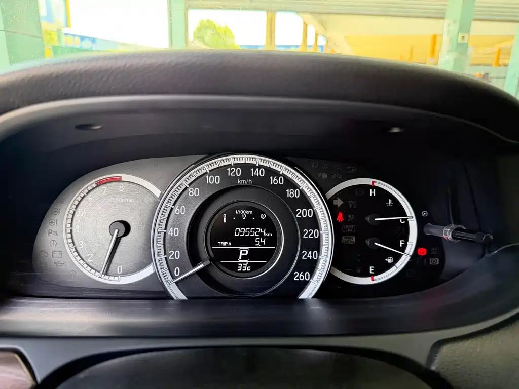 Honda Accord 2016 2.4L Luxury