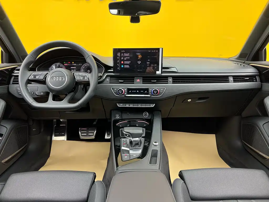 Audi A4L 2023 40 TFSI Bang&Olufsen