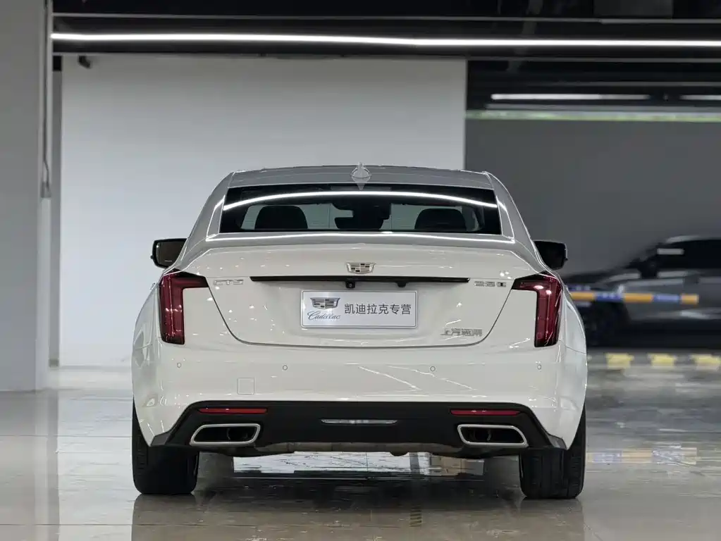 Cadillac CT5 — миниатюра 7