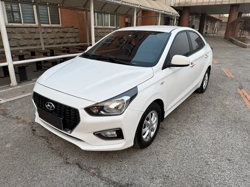 Hyundai Verna 2018
