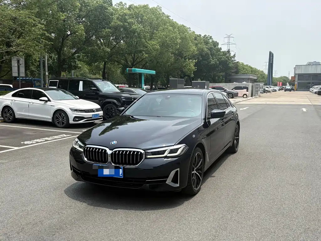 BMW 5 Series 2024