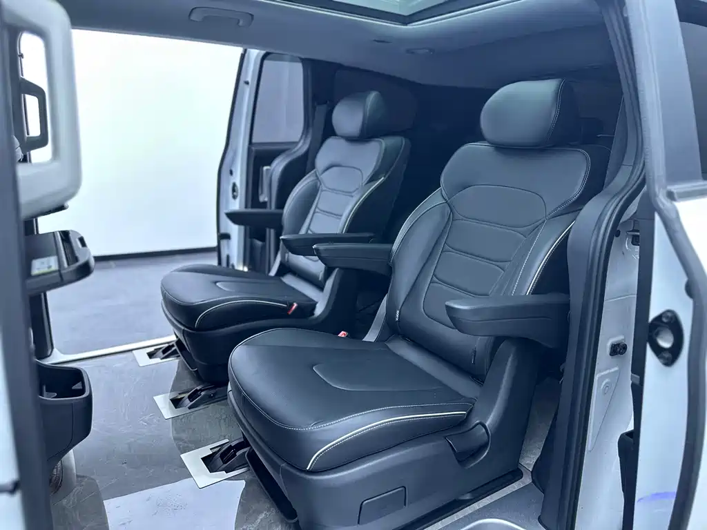 Hyundai Custo — миниатюра 23