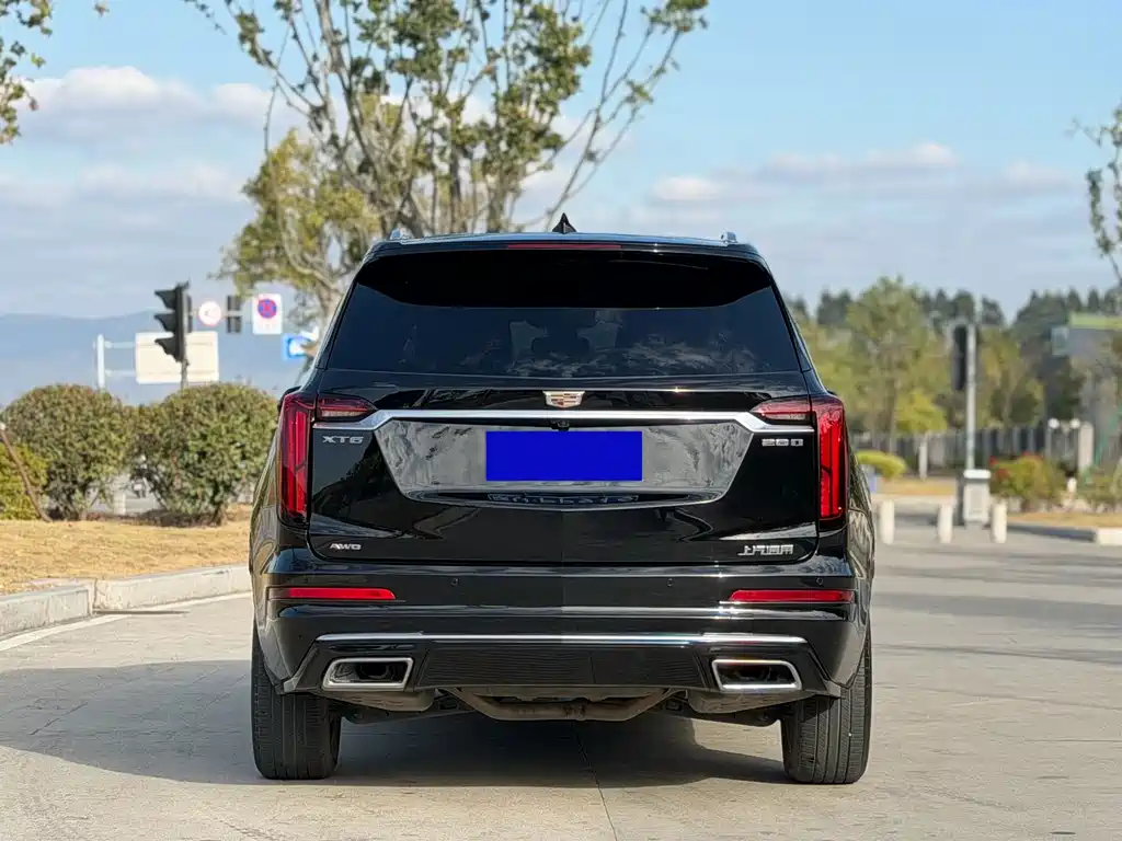 Cadillac XT6 — миниатюра 7