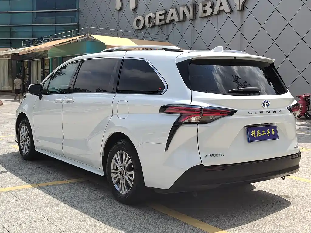 Toyota Sienna 2023 2.5L Comfort