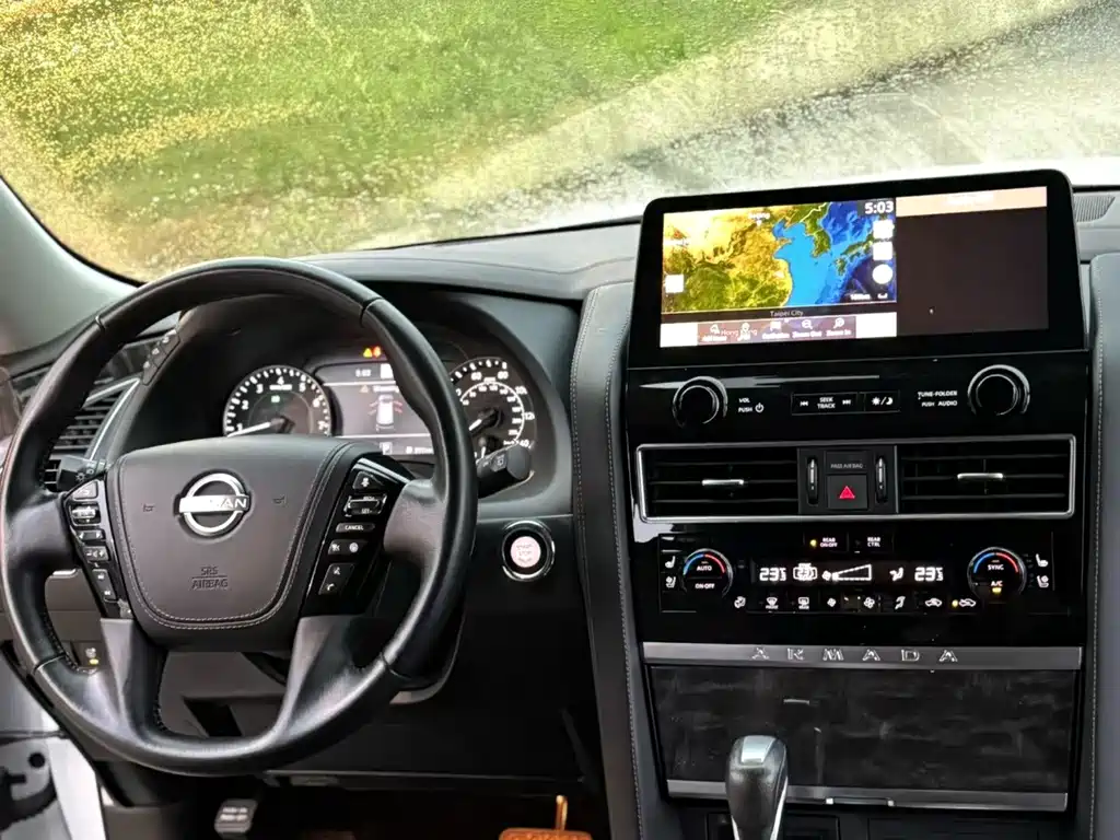 Nissan Patrol — миниатюра 4