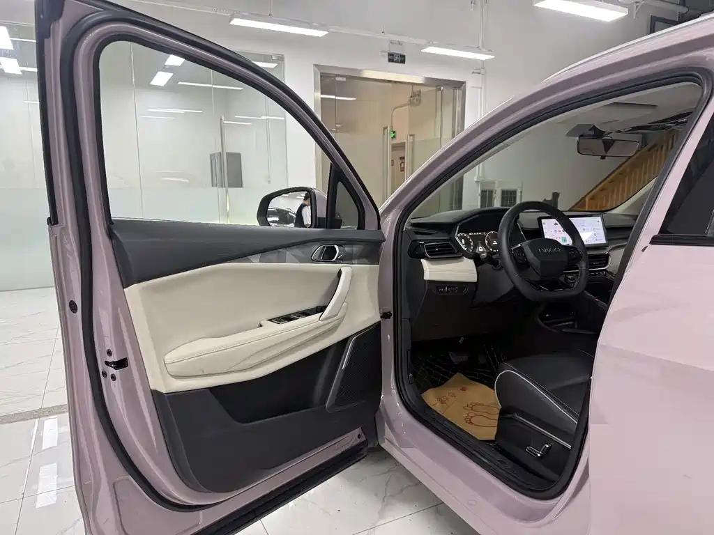 Lynk & Co 06 EM-P — миниатюра 7