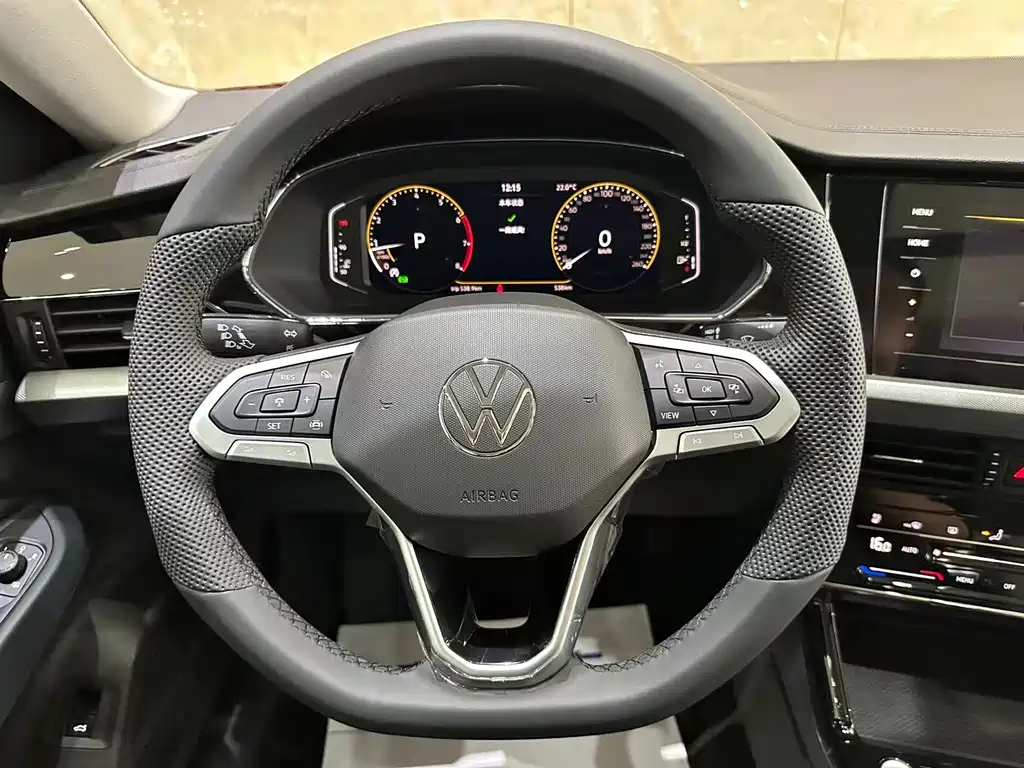 Volkswagen Passat 2026 380TSI