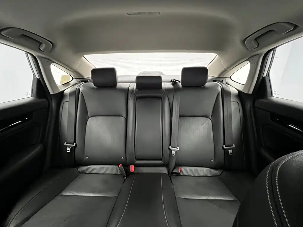 Honda Civic — миниатюра 16