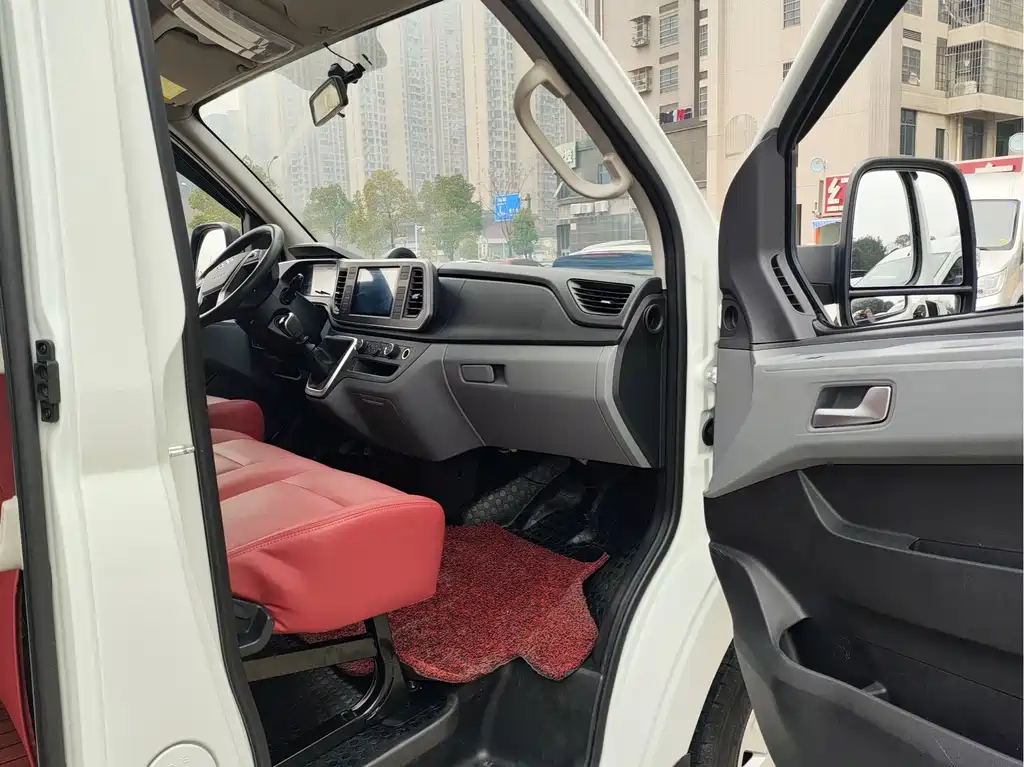 SAIC MAXUS XINTU V80