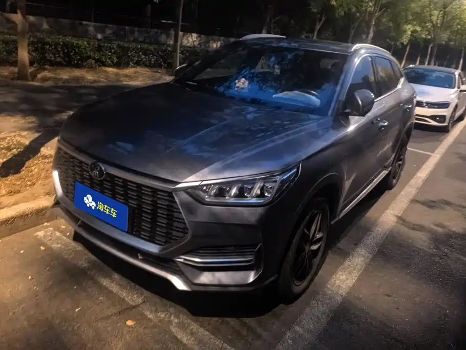 BYD PLUS
