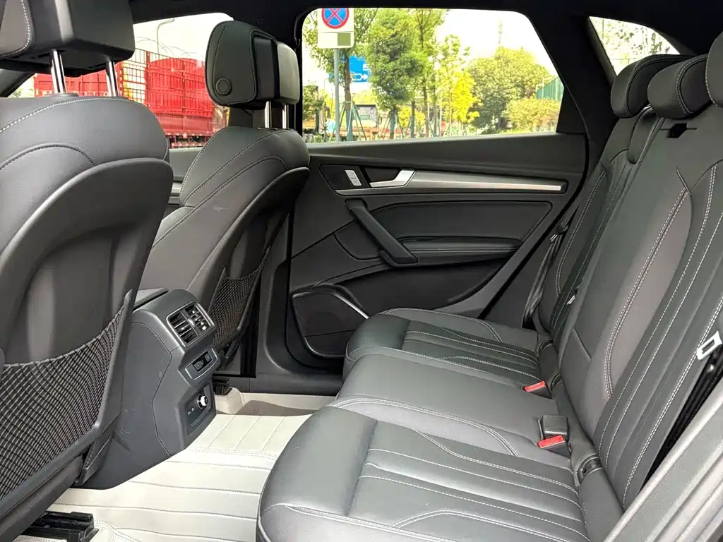 Audi Q5L — миниатюра 11