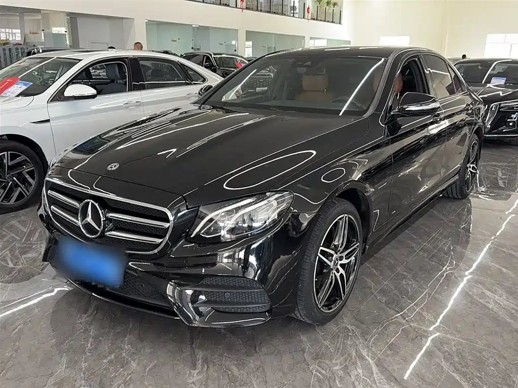 MERCEDES-BENZ  E CLASS