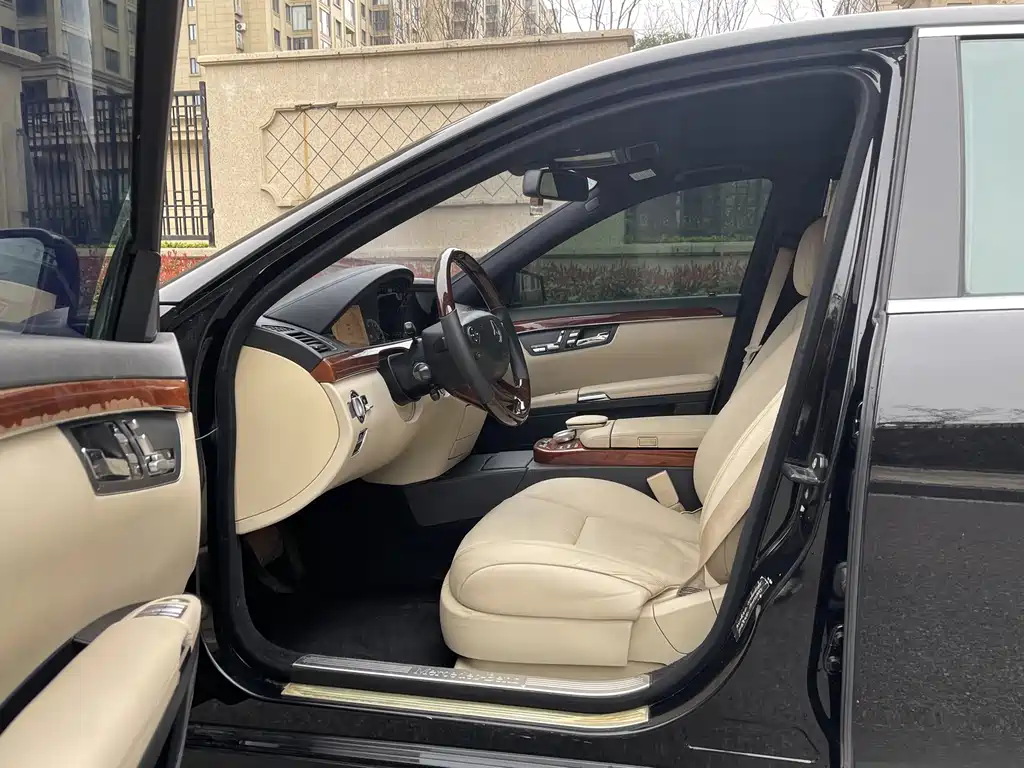 Mercedes-Benz S-Class S 2006 S 300