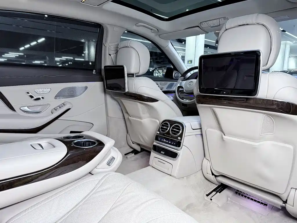 Mercedes-Benz Maybach S-Class S 400 4MATIC, фото 14