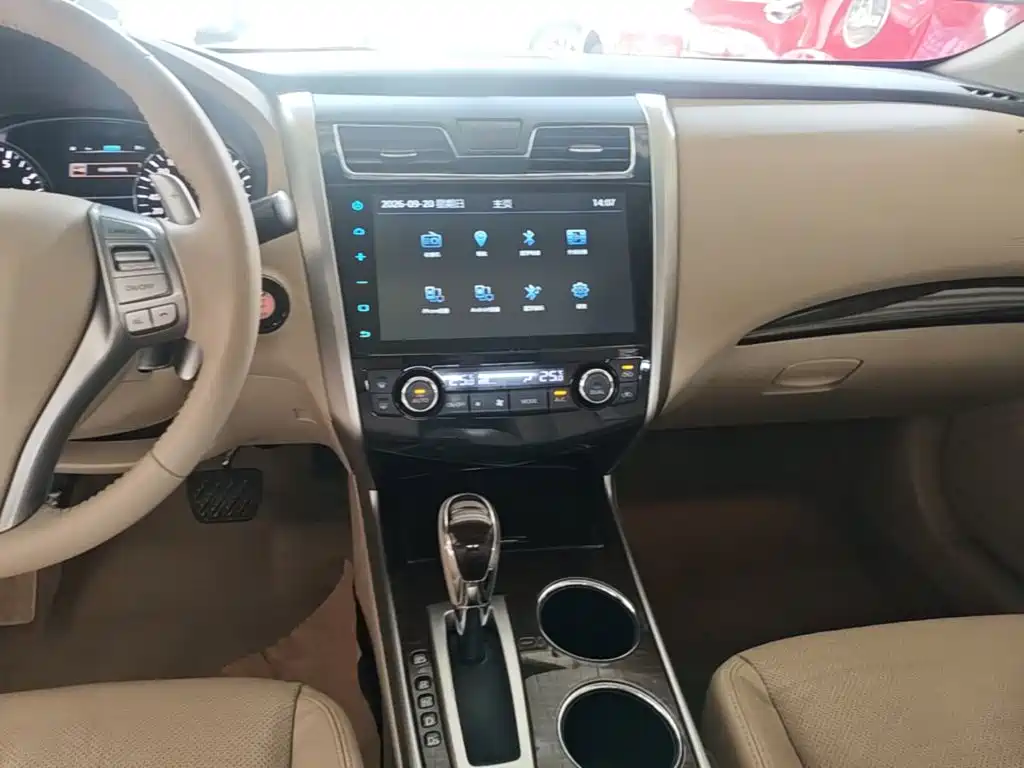 Nissan Teana — миниатюра 13