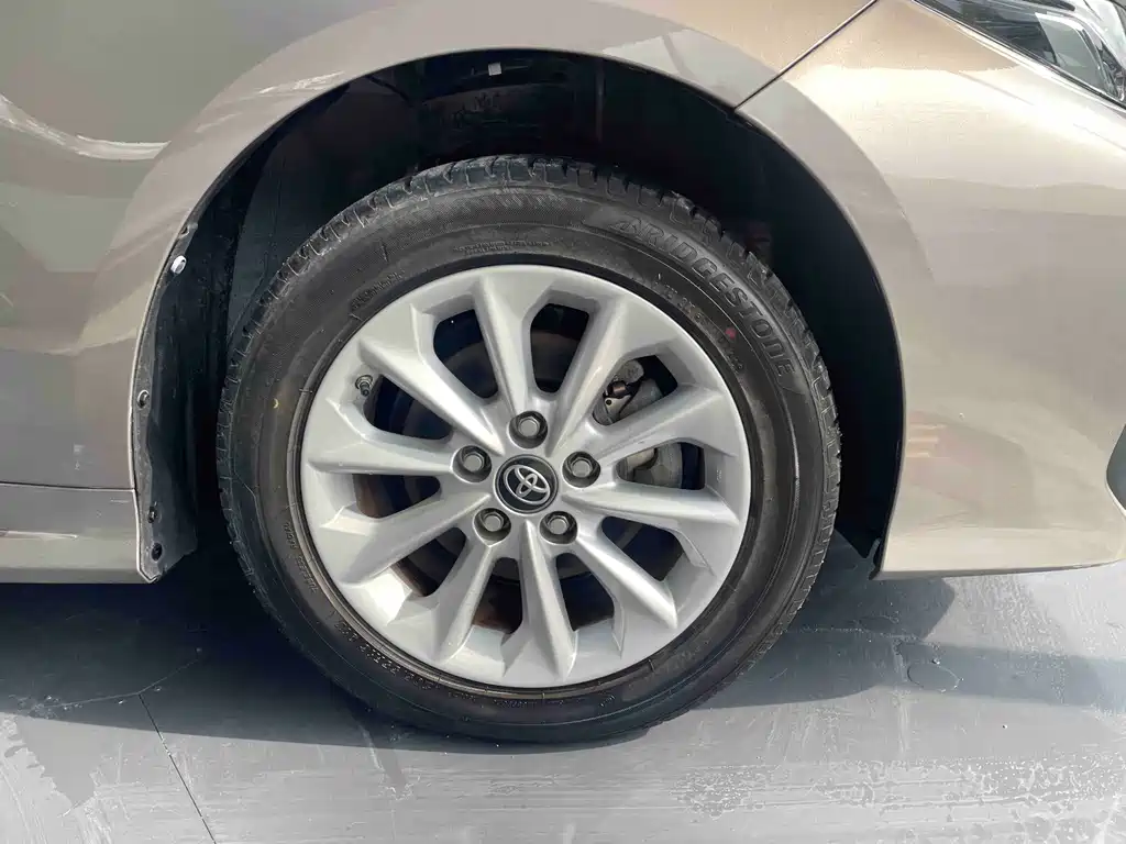 Toyota Corolla — миниатюра 16