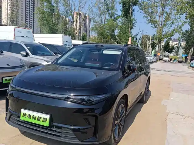 2025 Leapmotor C16