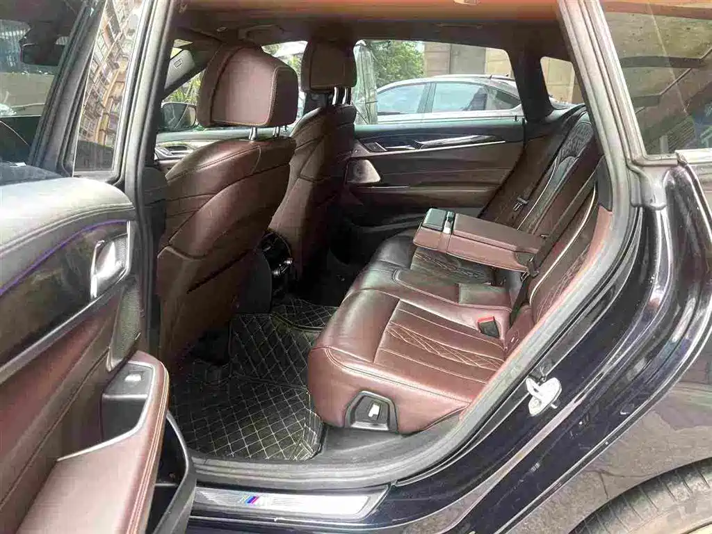 BMW 6 Series GT — миниатюра 7