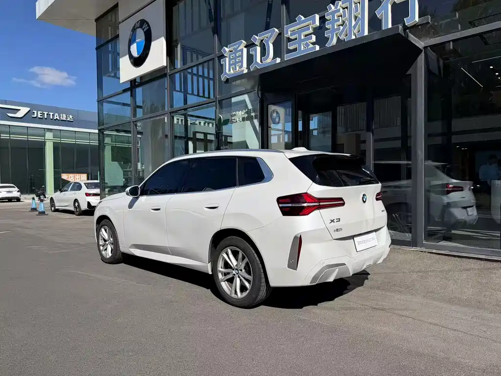 BMW X3 — миниатюра 9