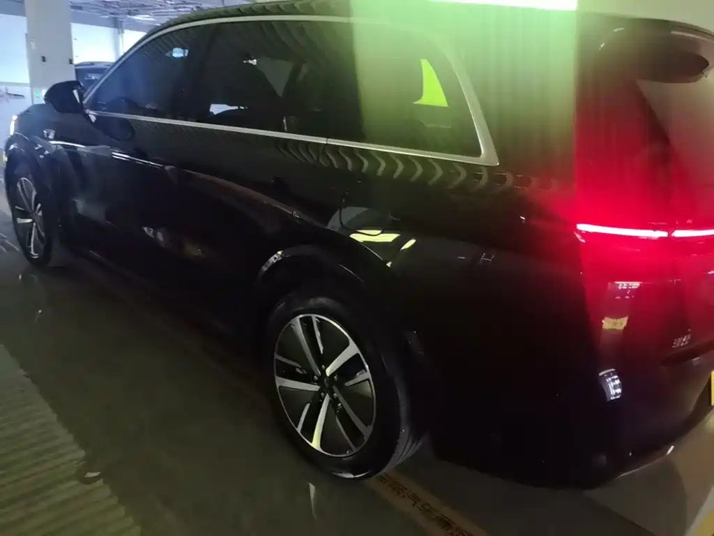 Li Auto Li L8 — миниатюра 5