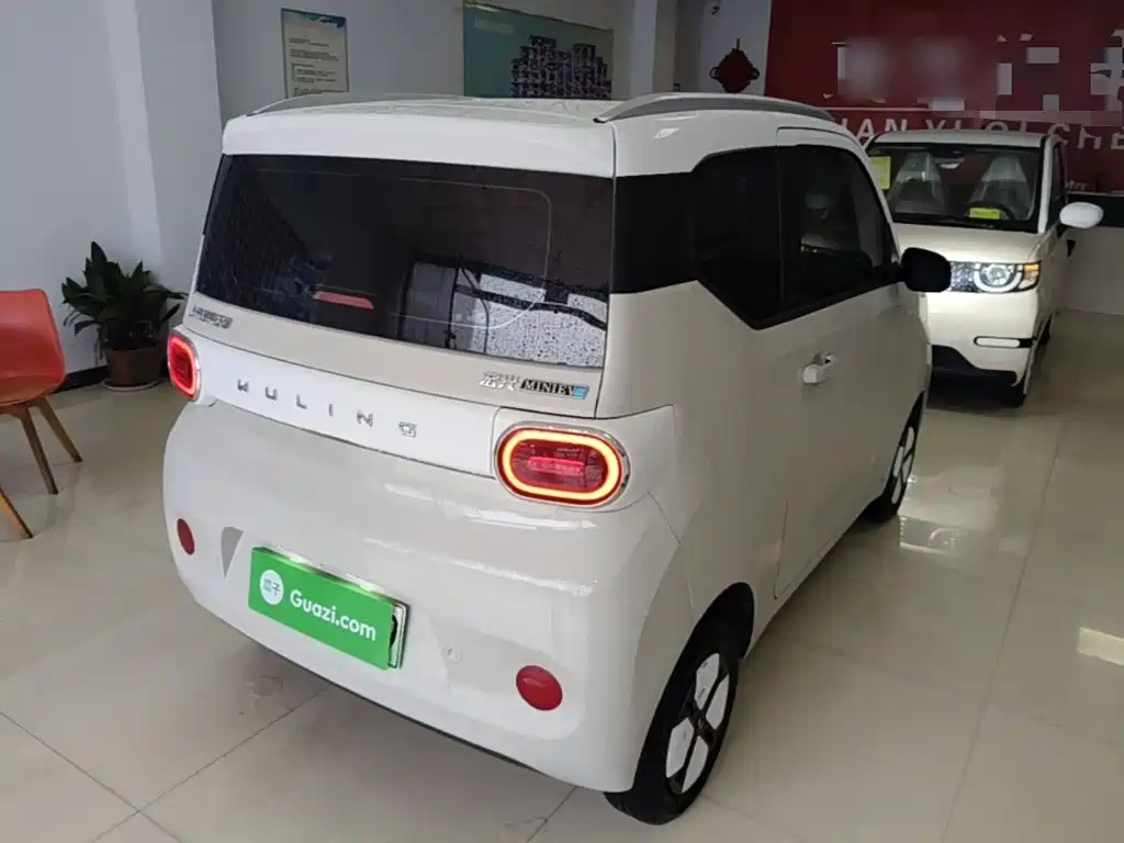 Wuling MINIEV — миниатюра 7
