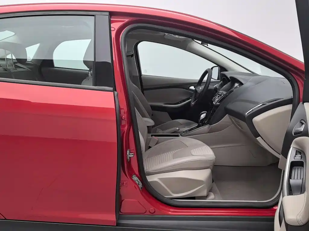 Ford Focus — миниатюра 23