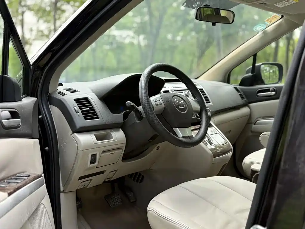 Mazda 8 — миниатюра 9