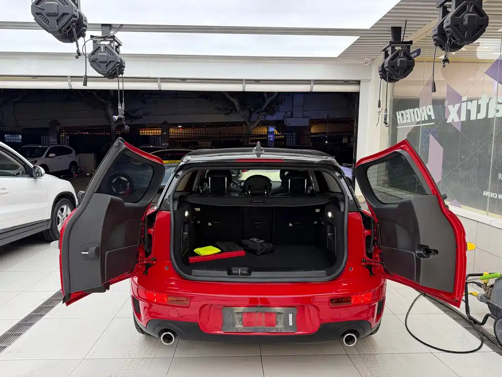 MINI Mini Clubman — миниатюра 4