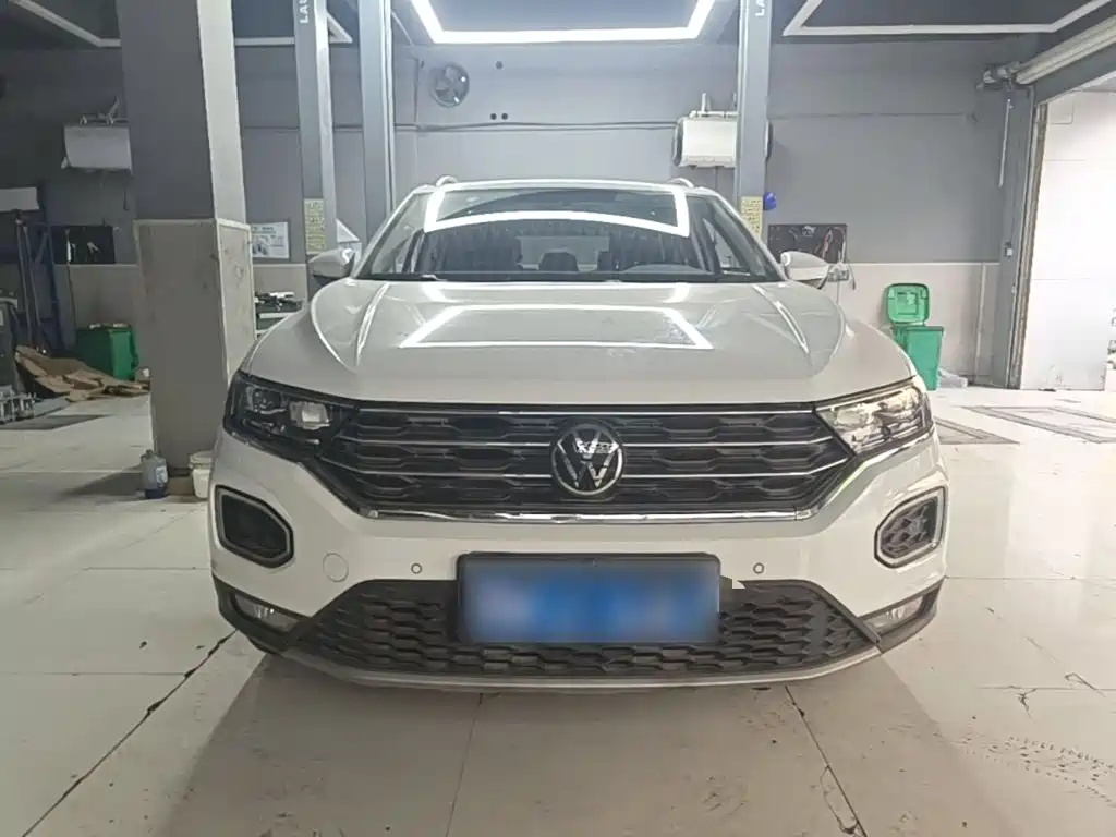 Volkswagen T-Roc — миниатюра 3