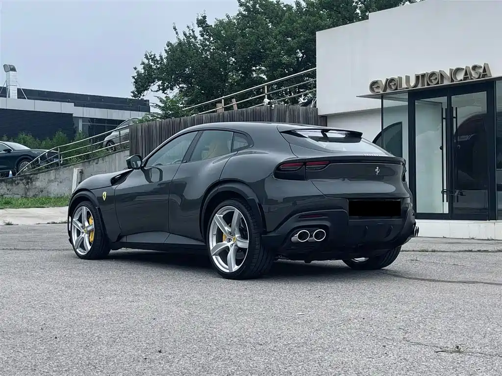 Ferrari Purosangue 2023 6.5L V12