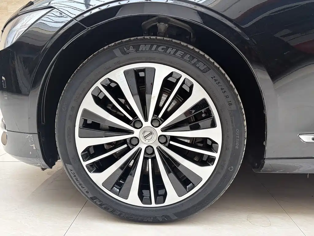 Volvo S90 — миниатюра 9