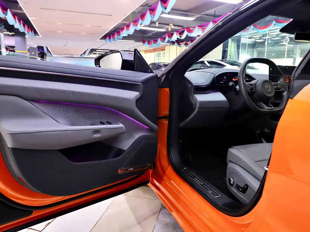 ZEEKR EXTREME KRYPTON 001