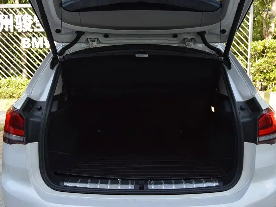 BMW X1 — миниатюра 12