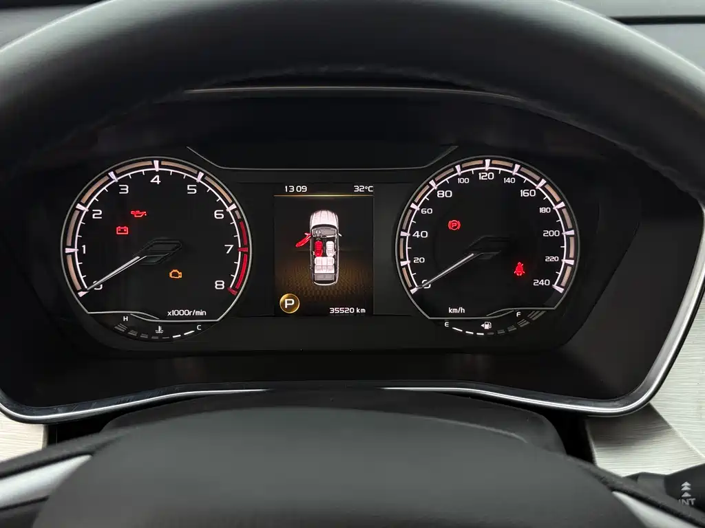 Geely Binyue — миниатюра 17