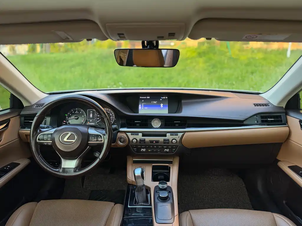Lexus ES 2015 200 Elite
