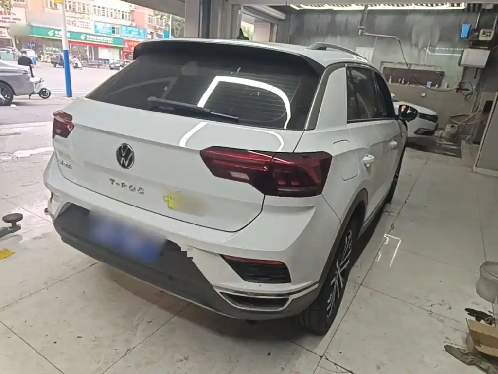 Volkswagen T-Roc — миниатюра 7