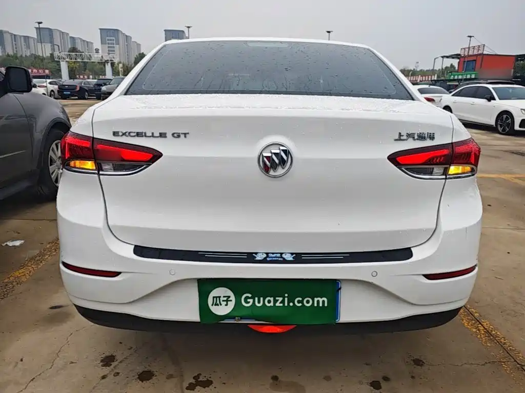 Buick Excelle — миниатюра 6