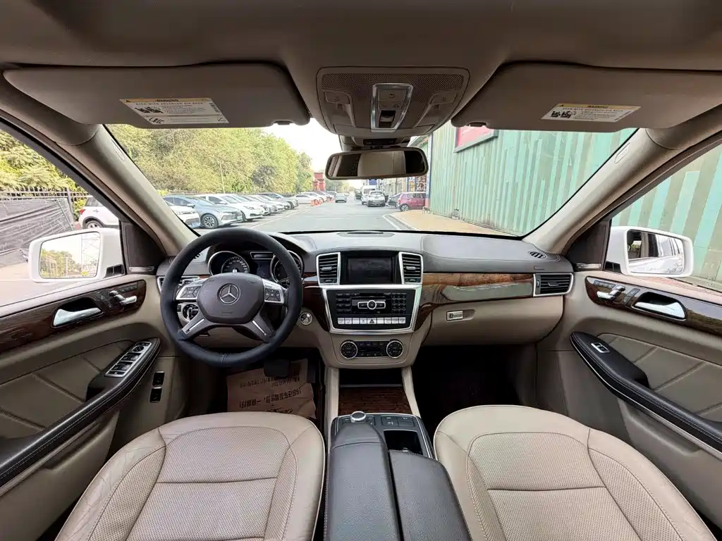 Mercedes-Benz GL-Class — миниатюра 4