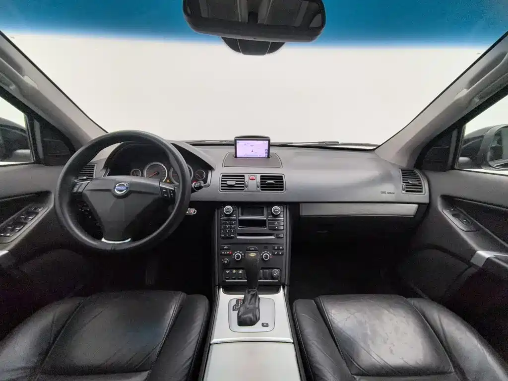 Volvo XC90 — миниатюра 5