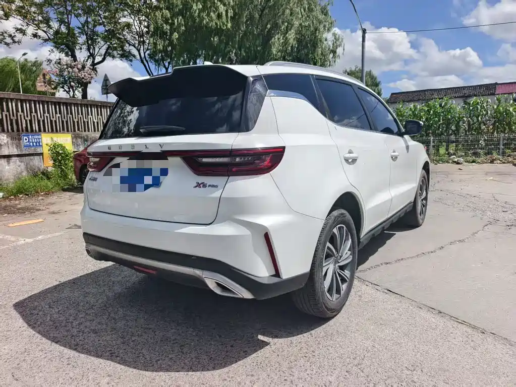 Geely Vision X6 — миниатюра 11