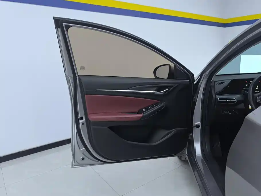 Changan Eado — миниатюра 7