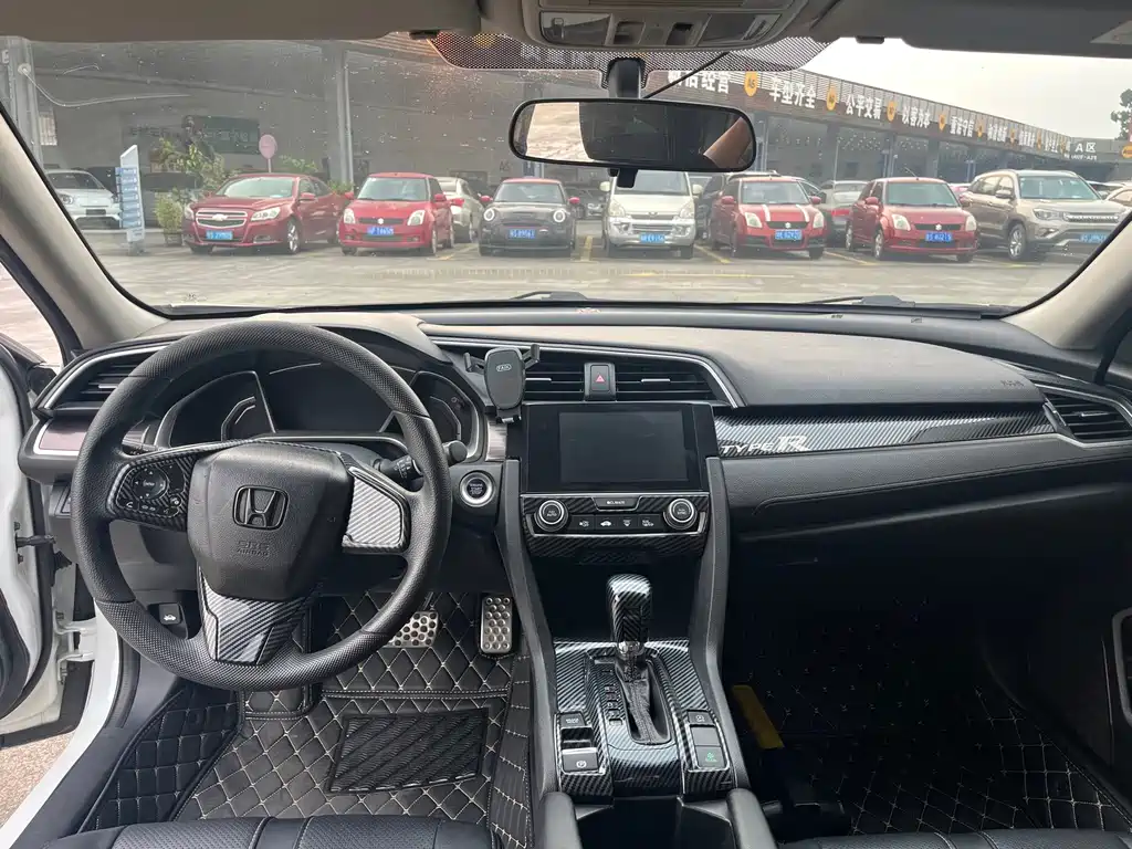 Honda Civic — миниатюра 6