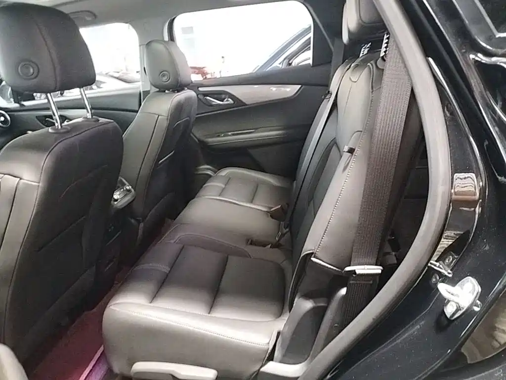 Chevrolet Blazer — миниатюра 17